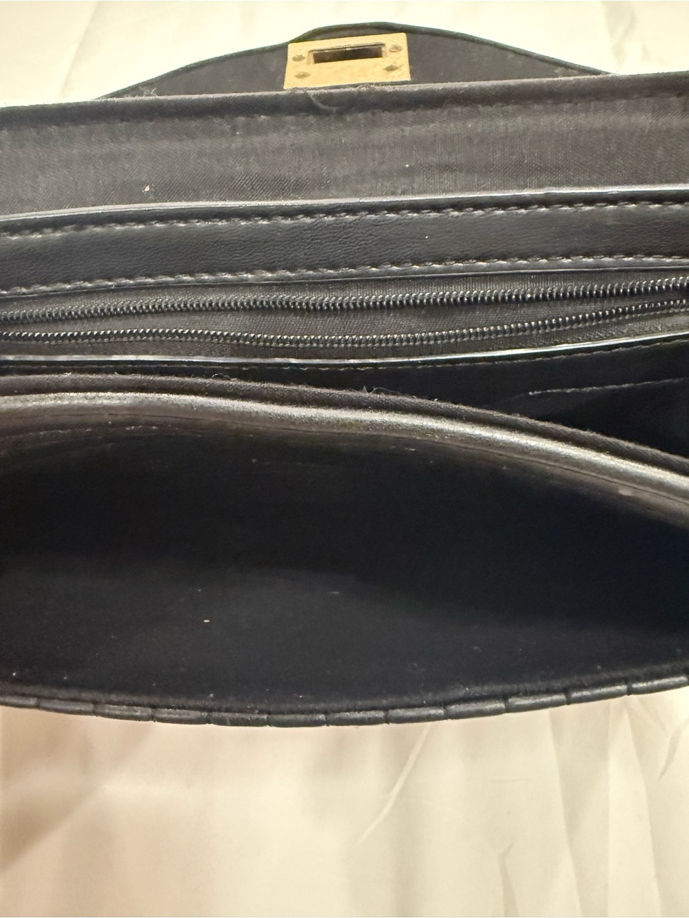 Badgley Mischka Black Quilted Leather Convertible Shoulder Bag - Picture 9 of 9